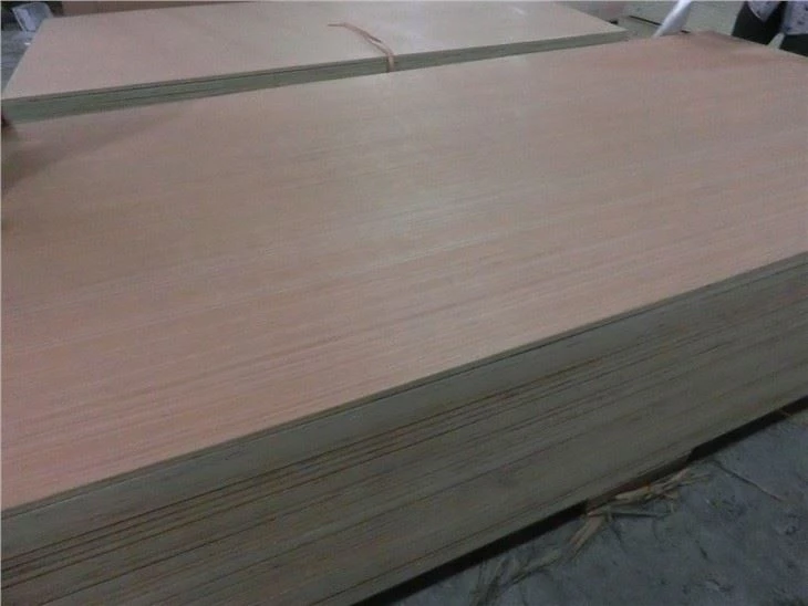 4mm EV White Poplar Triplay